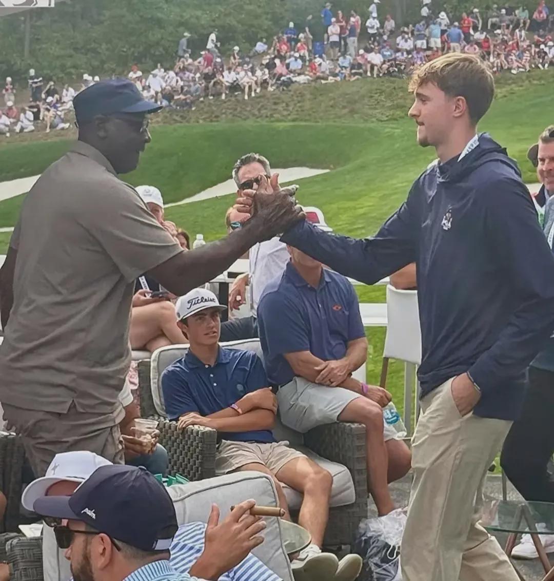 九游-力压乔丹！51+45+25！NBA又一史诗级新秀